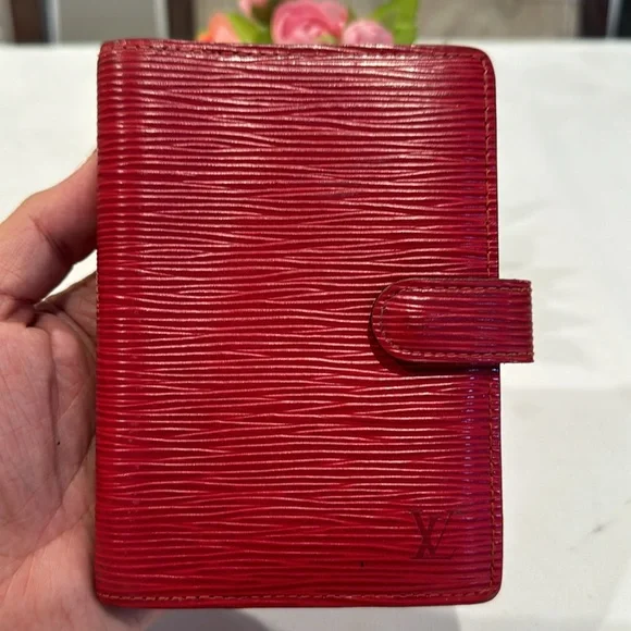 Authentic Louis Vuitton Agenda wallet
